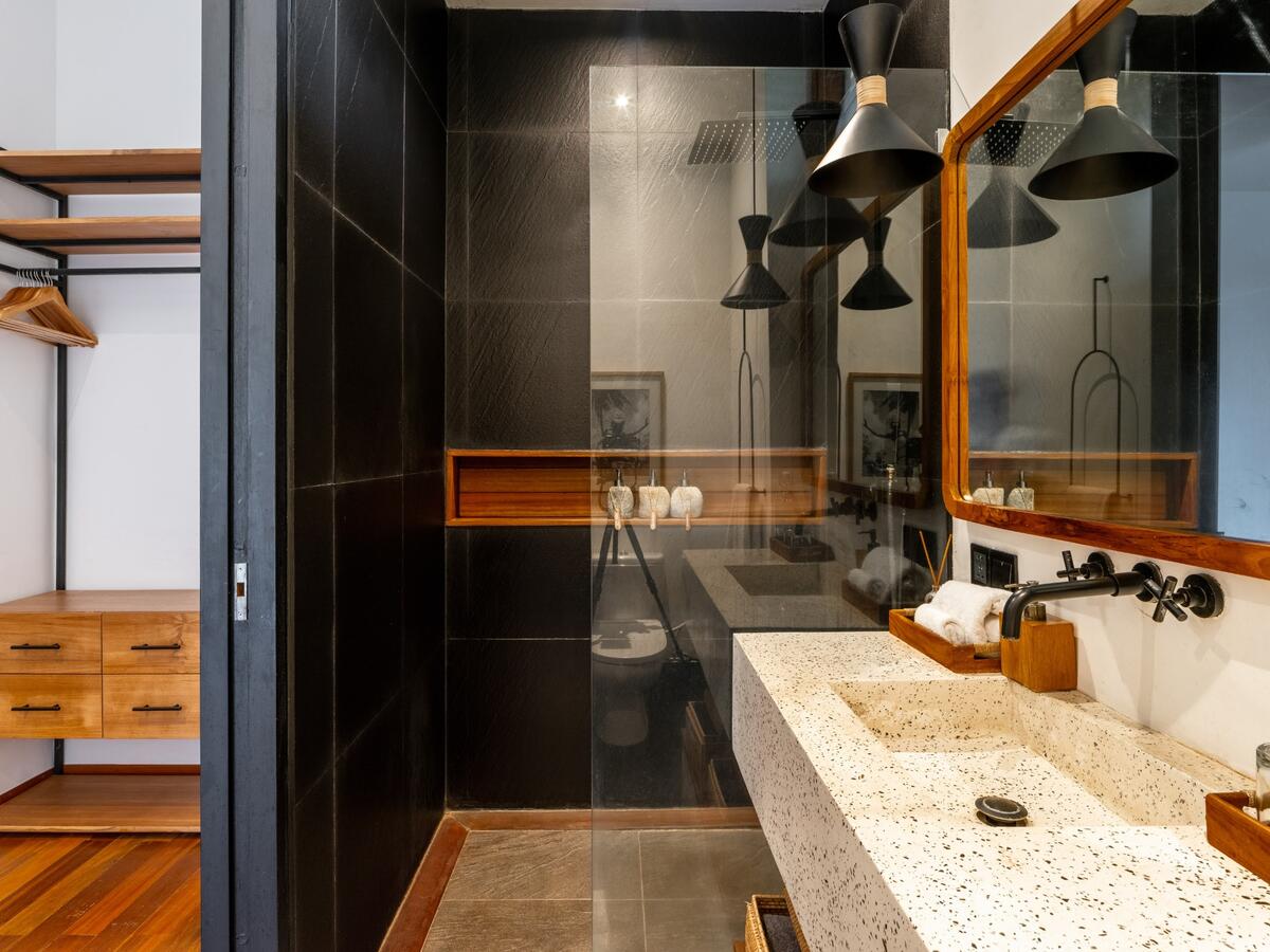 King Suites 4